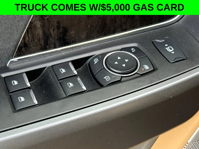 Used 2024 Brown Ford Lariat image 19