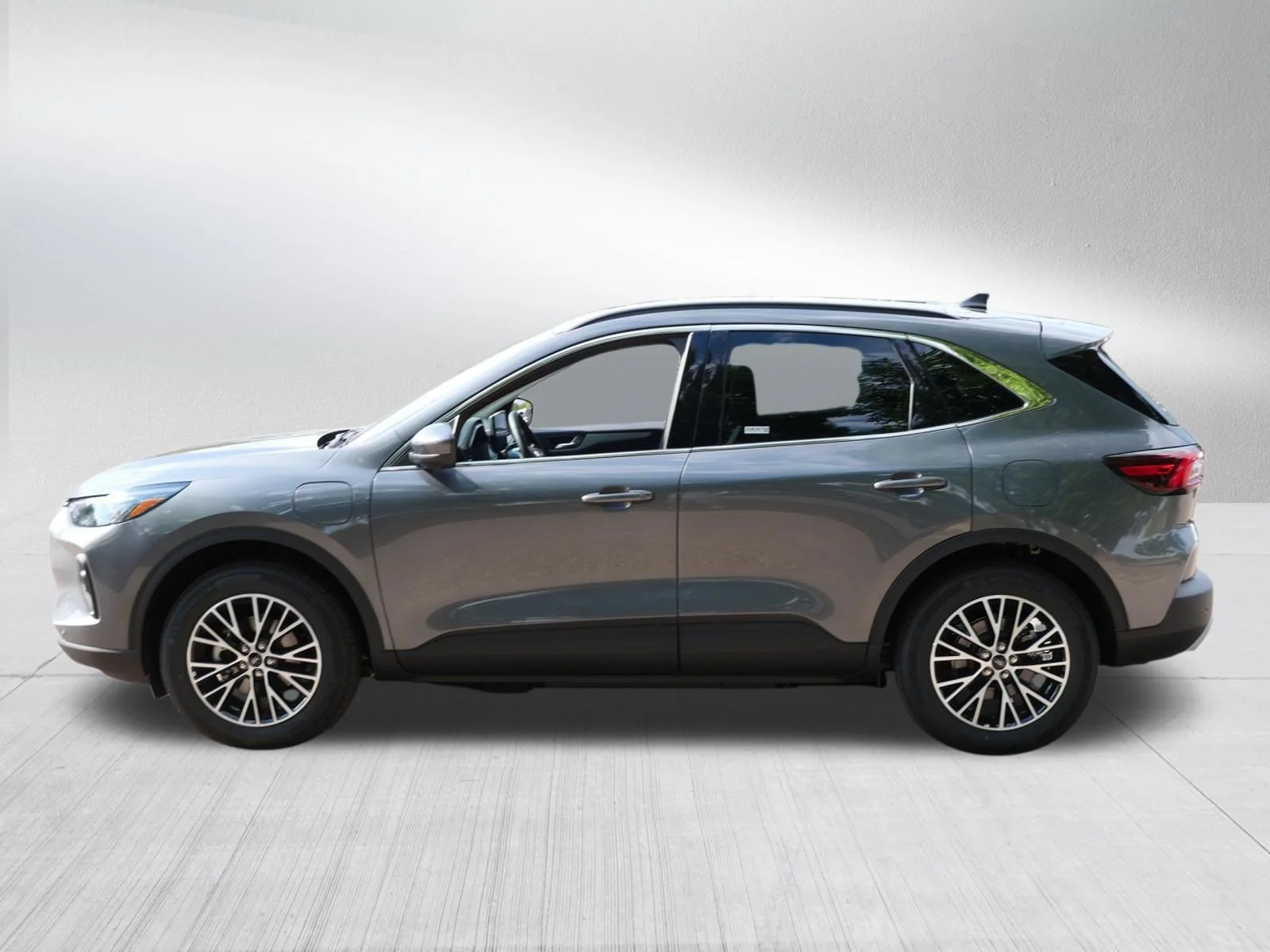 New 2025 Carbonized Gray Metallic Ford PHEV image 4