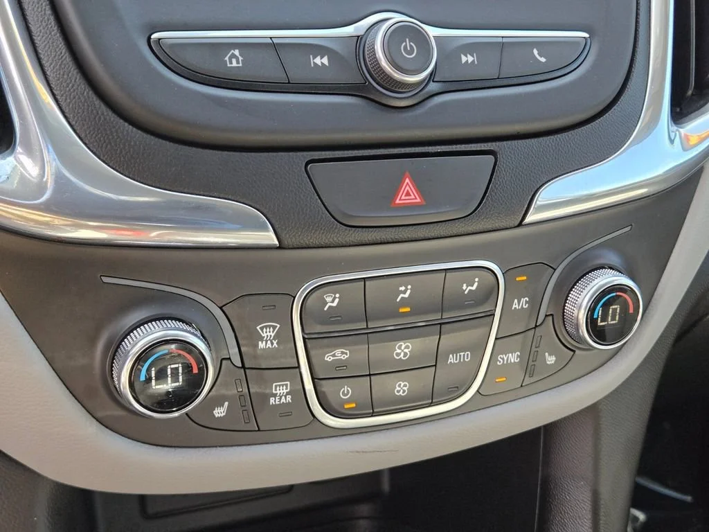Used 2020 SUMMIT WHITE Chevrolet LT image 20