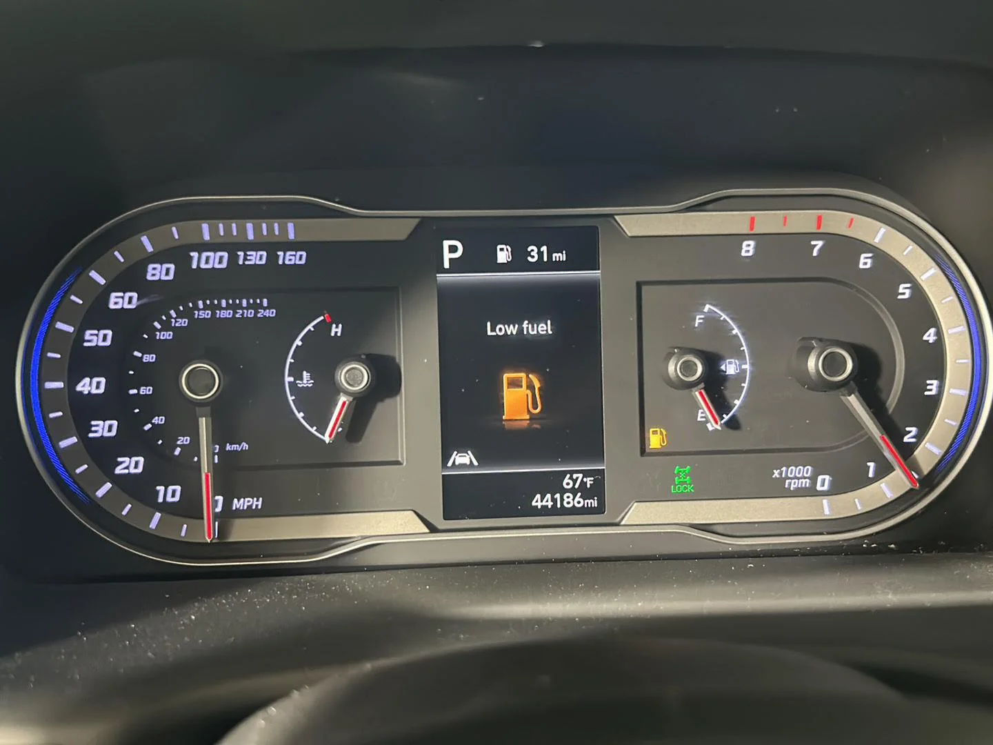 Used 2024 Hampton Gray Hyundai SE image 16