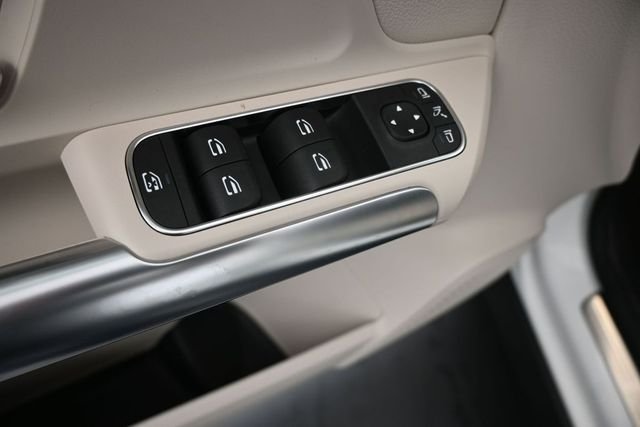 Used 2025 White Mercedes-Benz GLA 250 image 13