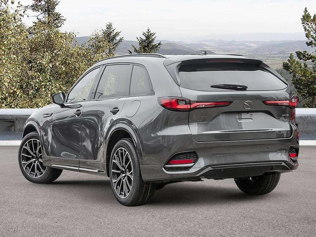 New 2026 Machine Grey Metallic Mazda Signature image 4