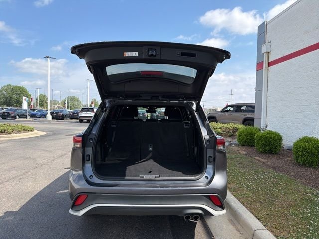 Used 2025 Gray Toyota XSE image 13