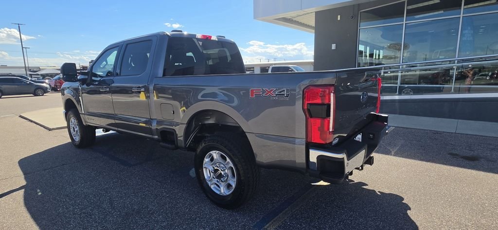 New 2026 Carbonized Gray Metallic Ford F-250® XLT image 7