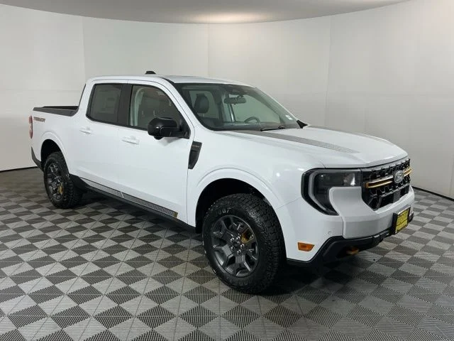 New 2026 Oxford White Ford Tremor image 3