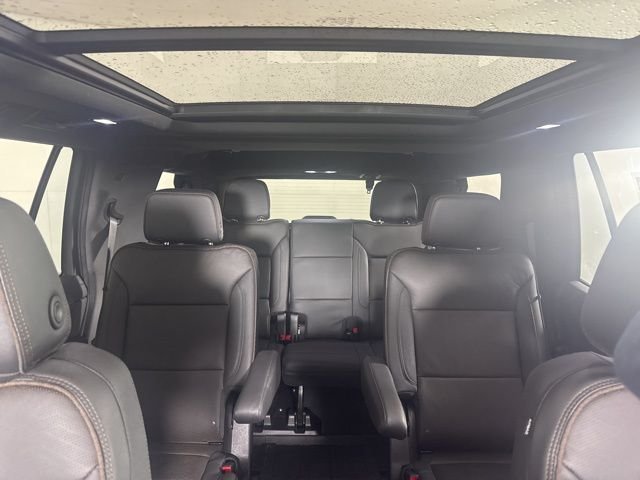 Used 2023 Black Chevrolet High Country image 14