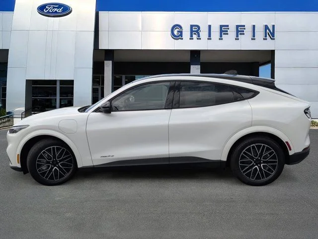 New 2026 Star White Metallic Tri-coat Ford Premium image 10