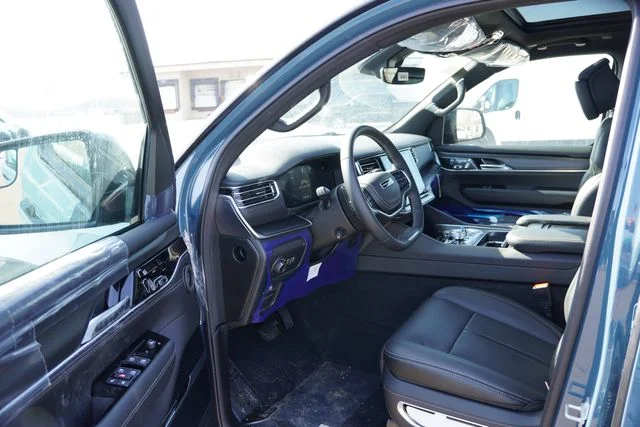 New 2026 Steel Blue Exterior Paint Jeep Summit Obsidian image 10