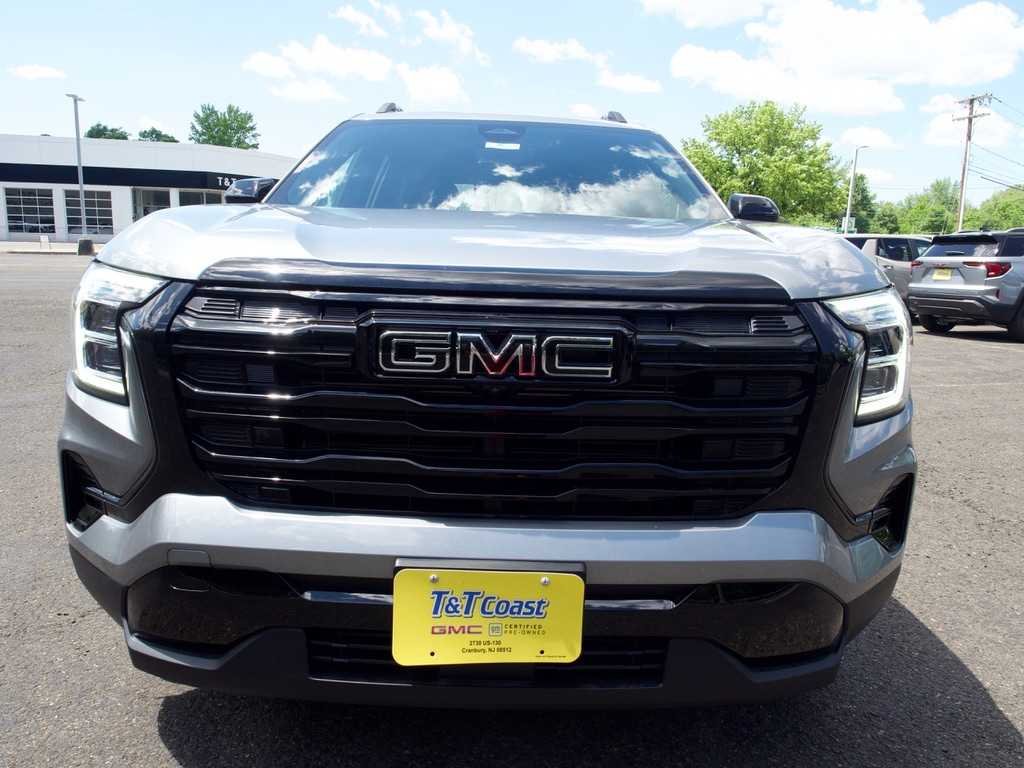 New 2026 Sterling Metallic GMC Elevation image 2