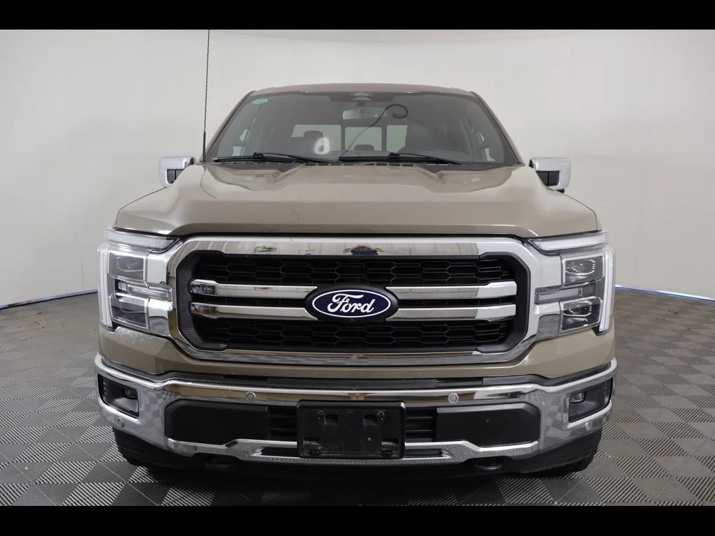 Used 2025 Gray Ford Lariat image 8