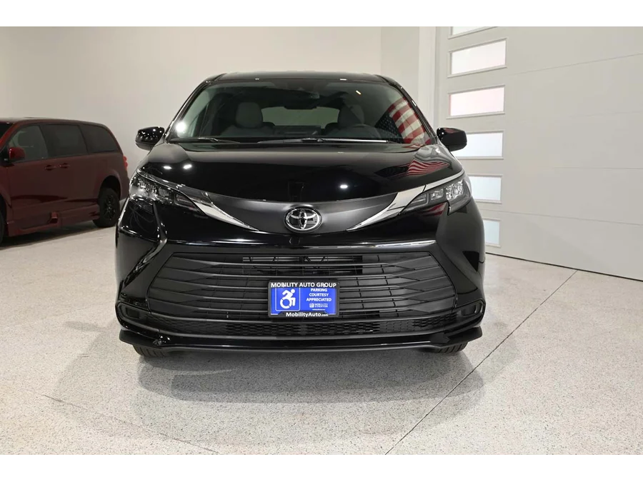 New 2026 BLACK Toyota LE Mobility Handicap Van image 4