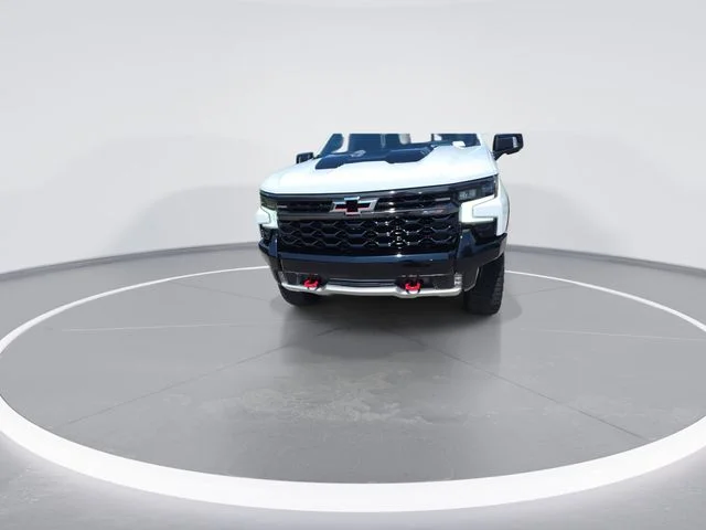 Used 2023 White Chevrolet ZR2 image 3