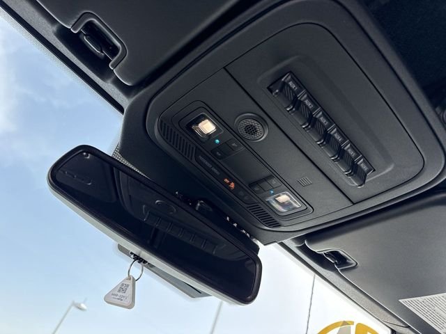 Used 2024 Blue Ford Wildtrak image 22