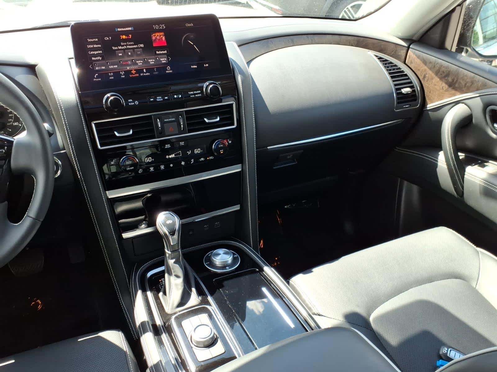 Certified Used 2023 Moonstone White INFINITI PREMIUM SELECT image 15