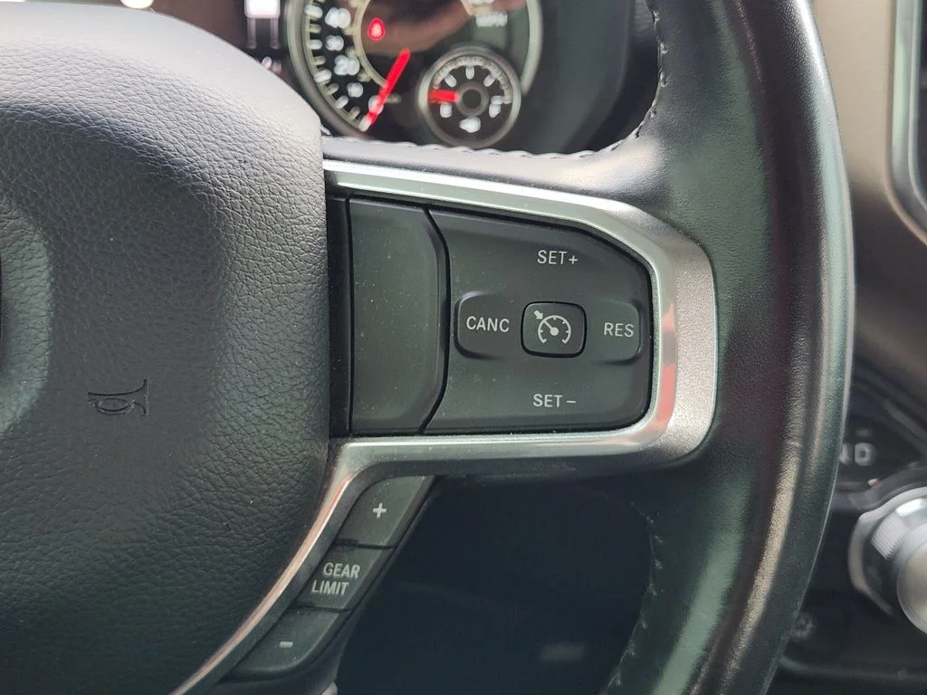 Used 2022 Hydro Blue Pearlcoat Ram Laramie image 31