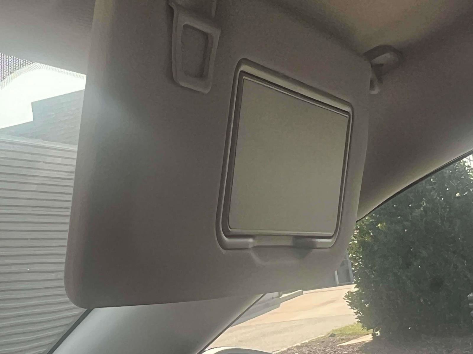 2025 Ford Mustang Mach-E Premium - Photo 17