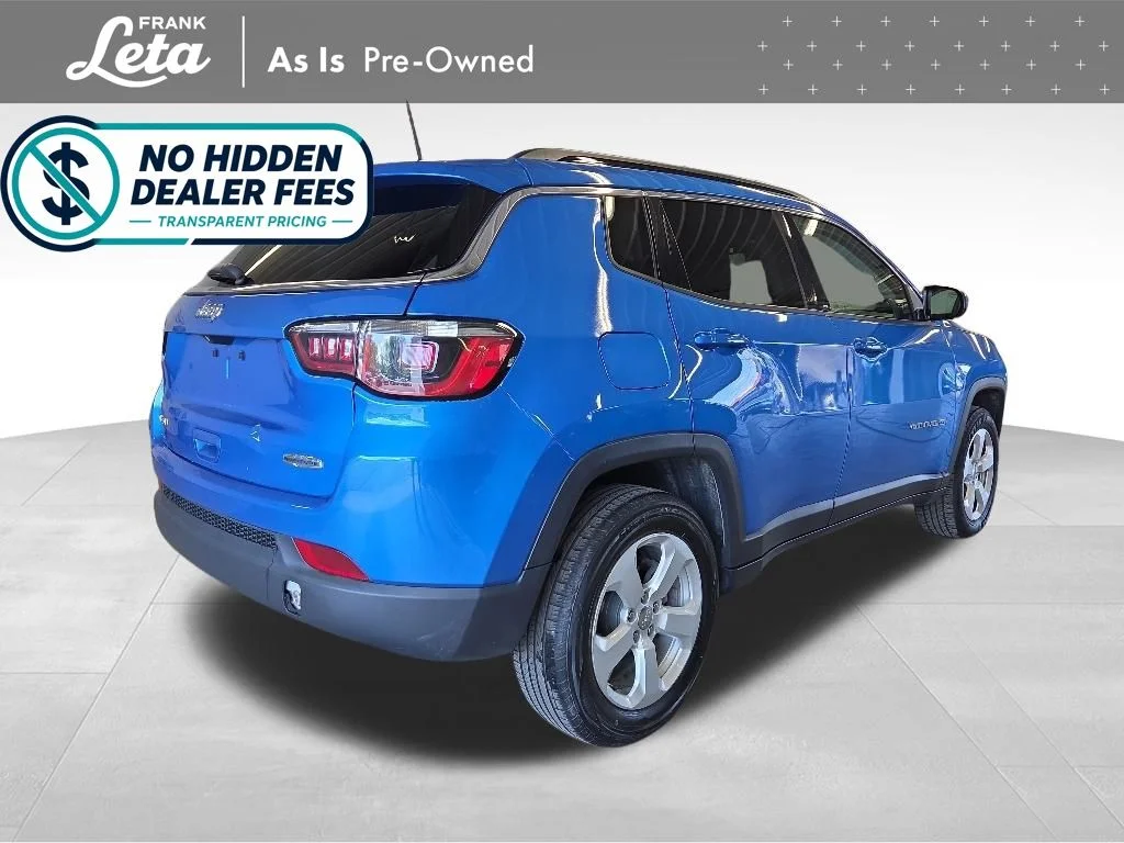 Used 2019 Blue Jeep Latitude image 6