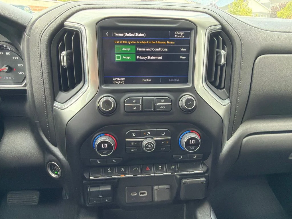 Used 2021 Blue Chevrolet RST image 17