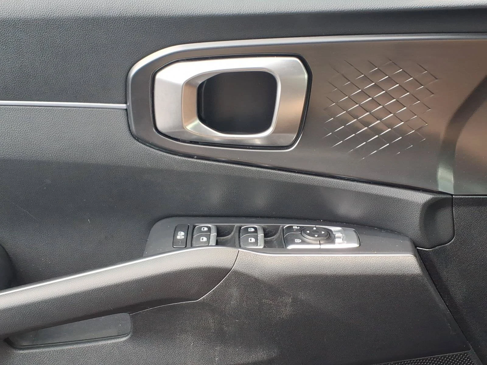 Used 2024 Ebony Black Kia S image 25