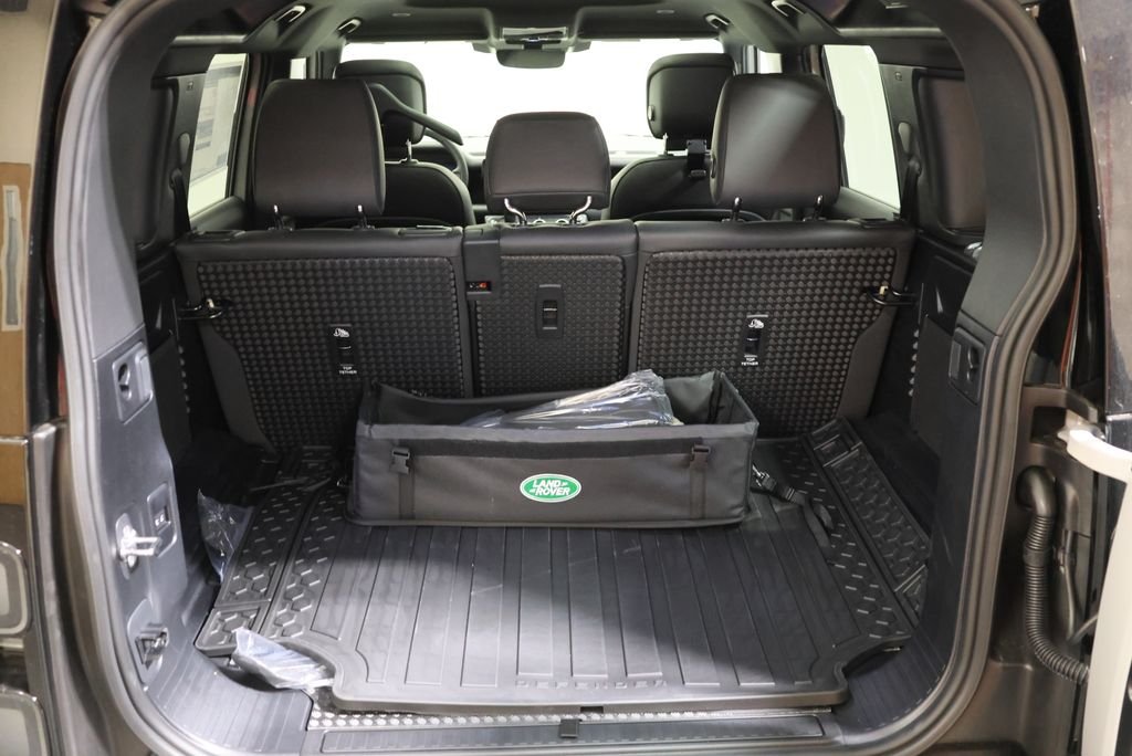 New 2026 Borasco Grey Land Rover S image 48