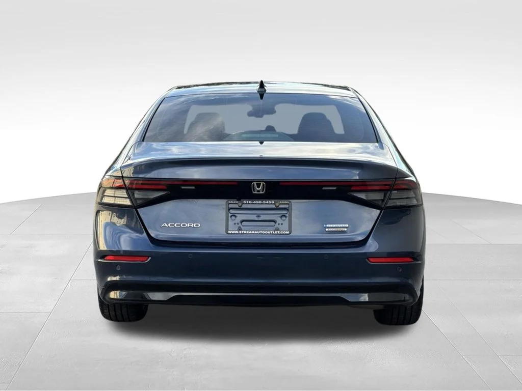 Used 2023  Honda Touring image 7