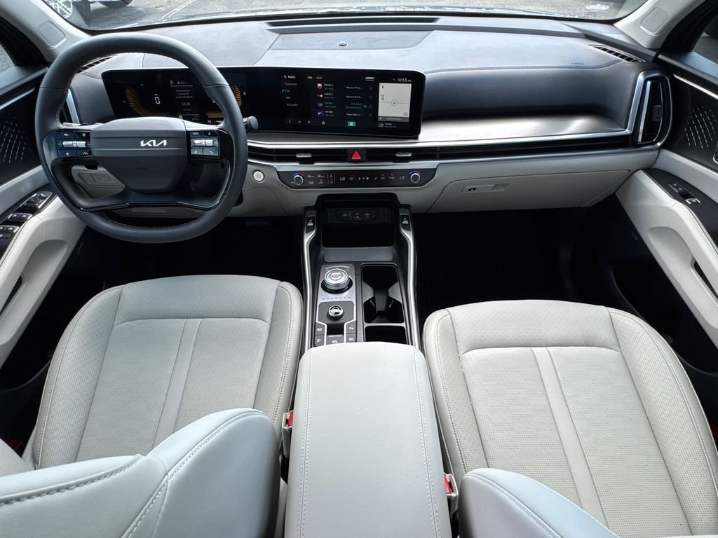 Used 2026 Beige Kia EX image 23