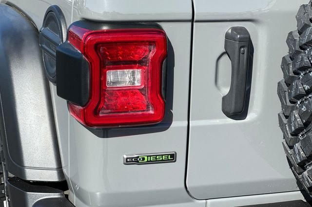 Used 2022 Gray Jeep Unlimited Willys image 30