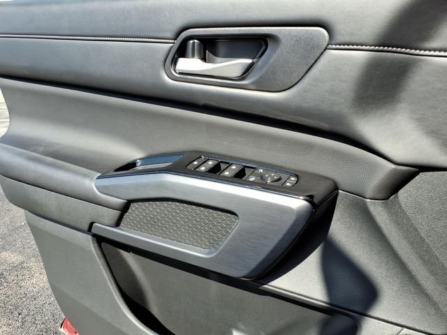 2024 Nissan Pathfinder SL - Photo 10