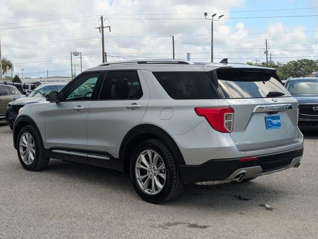 Used 2024 Silver Ford Limited image 3