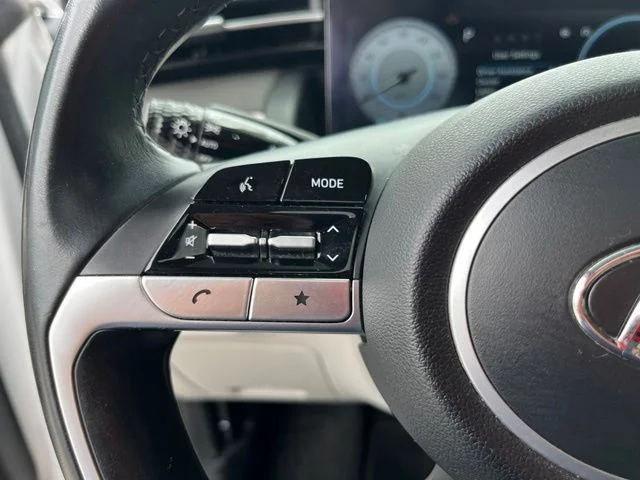Used 2022 Gray Hyundai SEL image 18