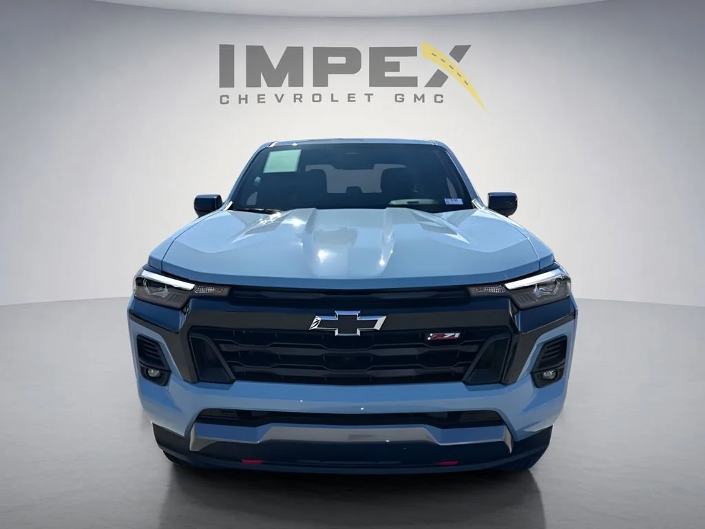 Used 2026 Snowdrift Metallic Chevrolet Z71 image 8
