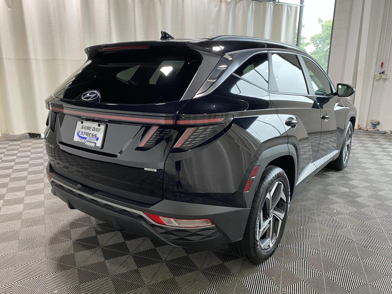 Used 2024 Black Pearl Hyundai SEL image 15