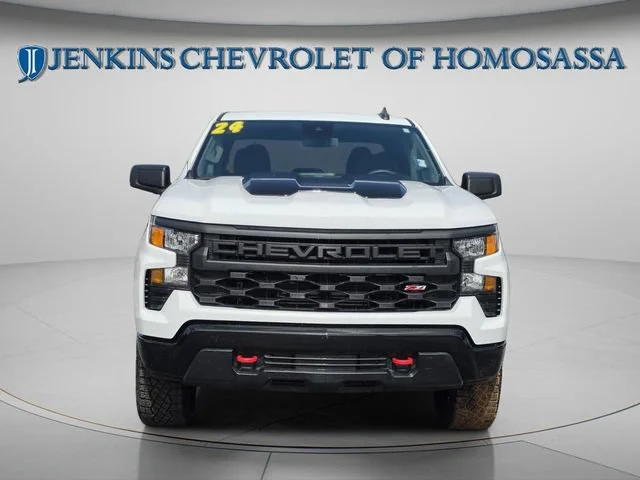 Used 2024 Summit White Chevrolet Custom Trail Boss image 12