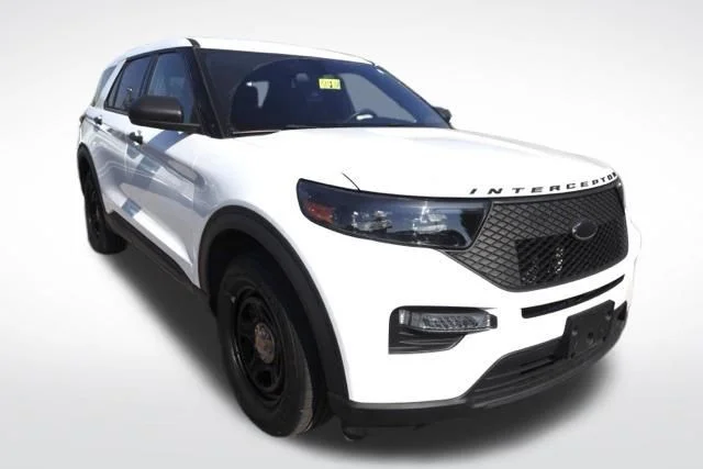 Used 2022 White Ford Base image 2