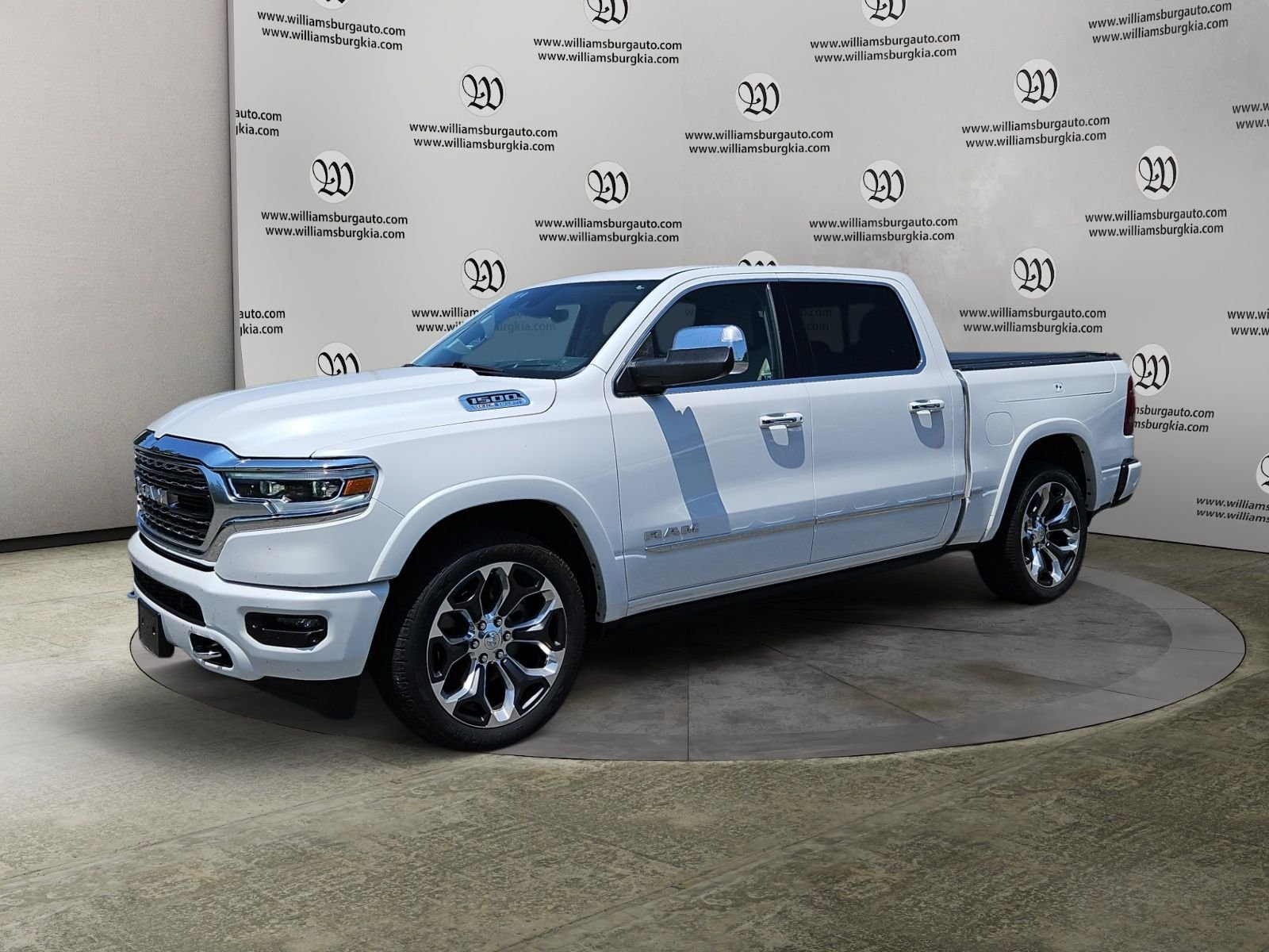2021 RAM 1500 Limited 4x4 Crew Cab 5'7's photo