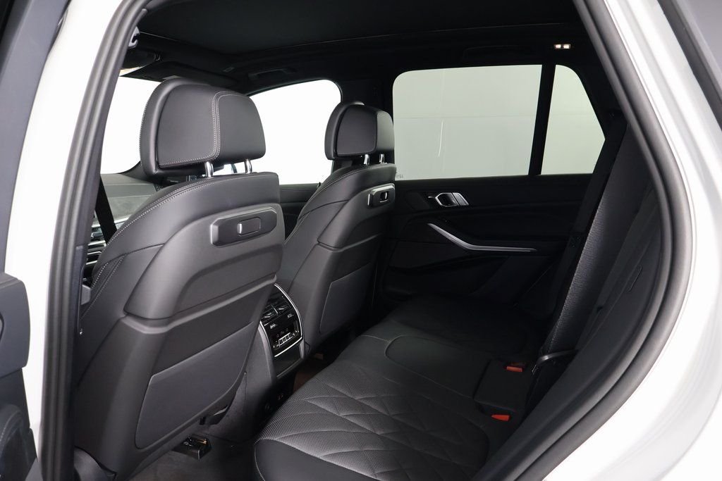 2026 BMW X5 40i - Photo 6
