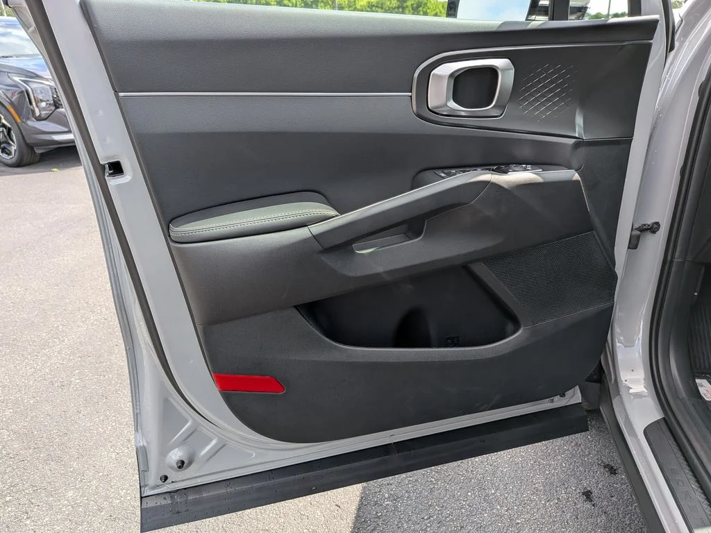 New 2026 Gray Kia S image 40