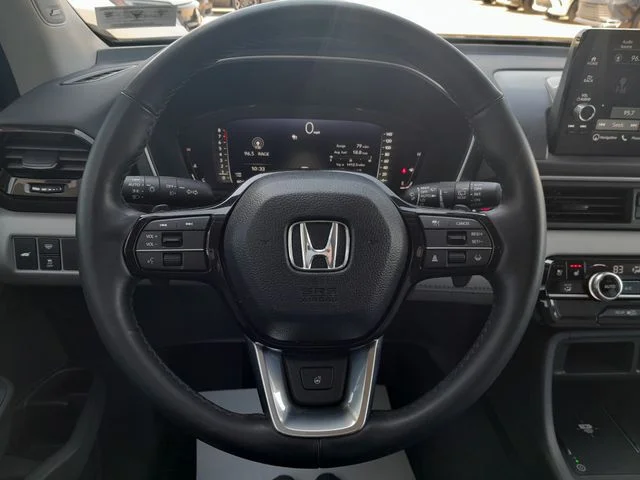 Used 2023 Silver Honda Elite image 13