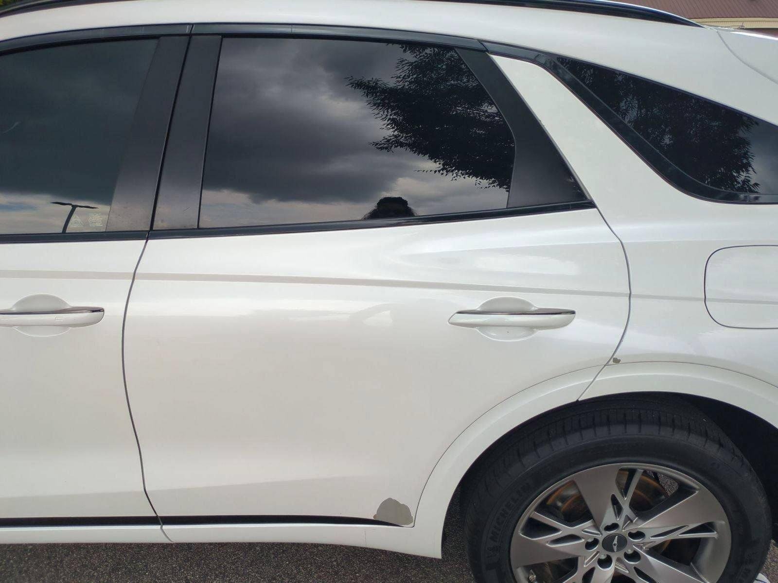 Used 2022 Uyuni White Genesis 3.5T Sport image 33