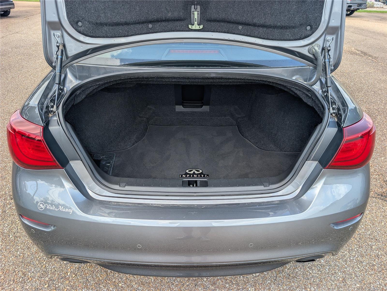 Used 2019 Graphite Shadow INFINITI 3.7 LUXE image 37