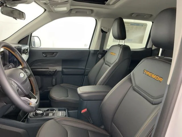 New 2026 Oxford White Ford Tremor image 17