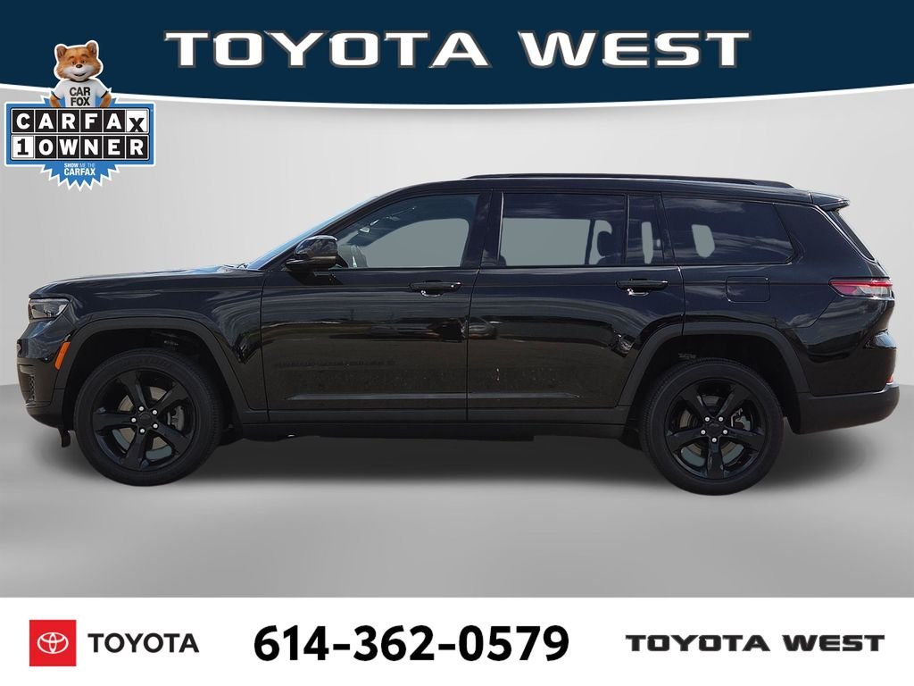 Used 2023 Black Jeep Altitude image 10