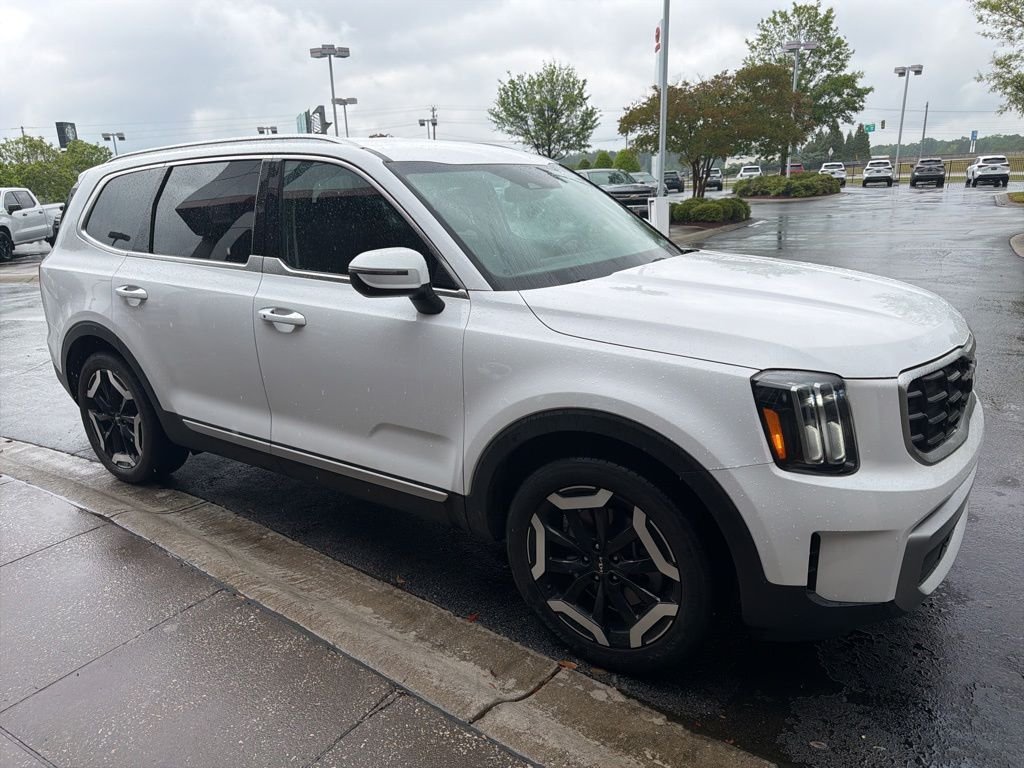 2023 Kia Telluride S FWD's photo