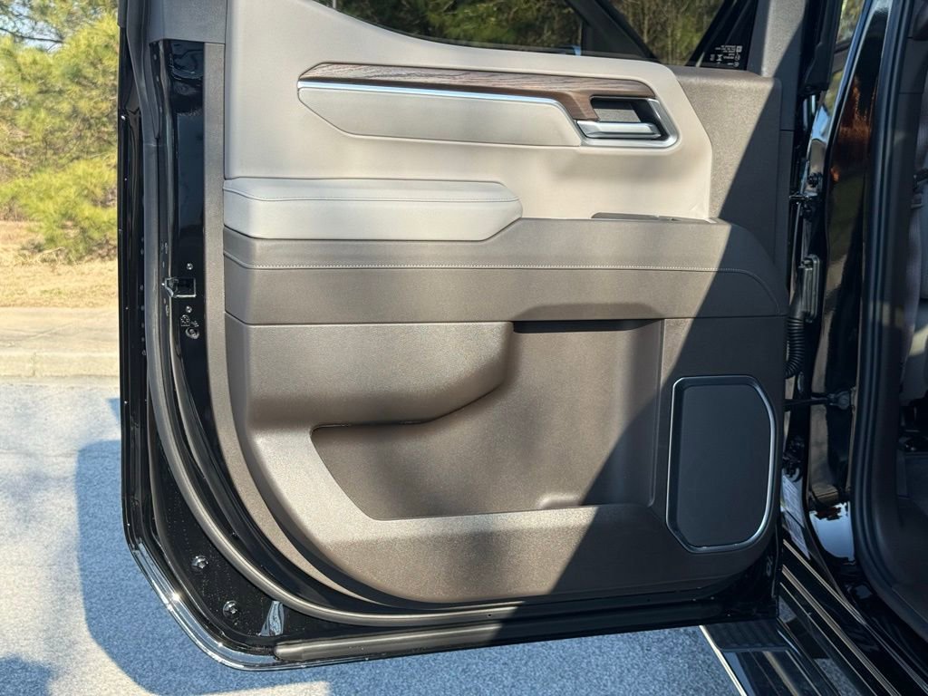 2026 GMC Sierra 1500 SLT - Photo 22