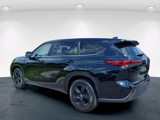 Used 2023 Black Toyota LE image 9