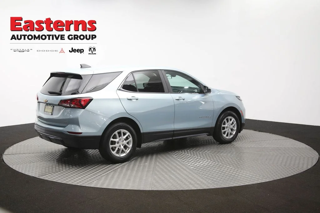 Used 2022 Blue Chevrolet LT image 41