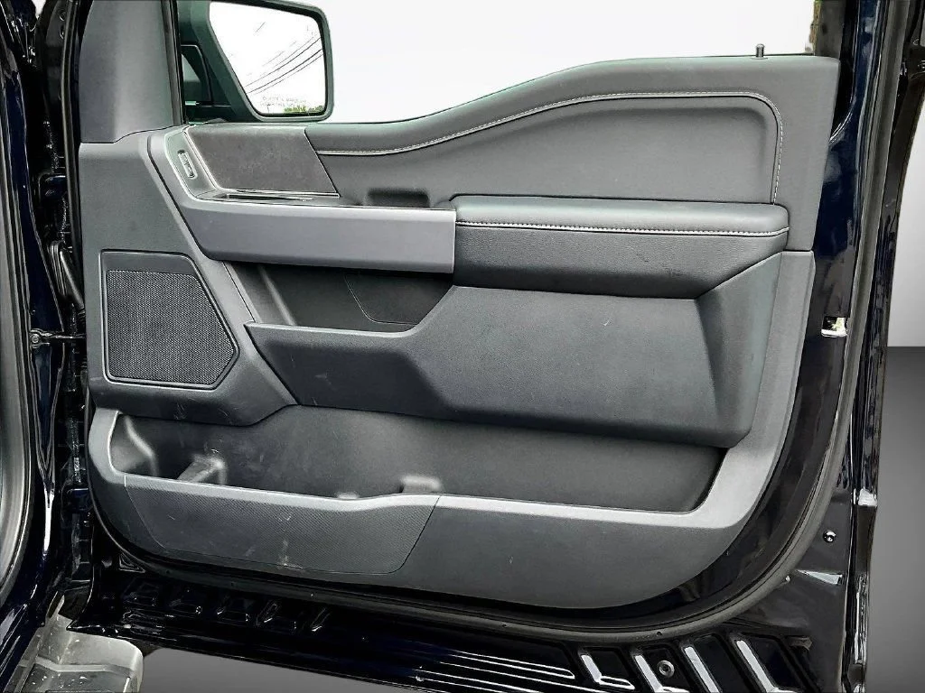 Used 2026 Blue Metallic Ford XLT image 30