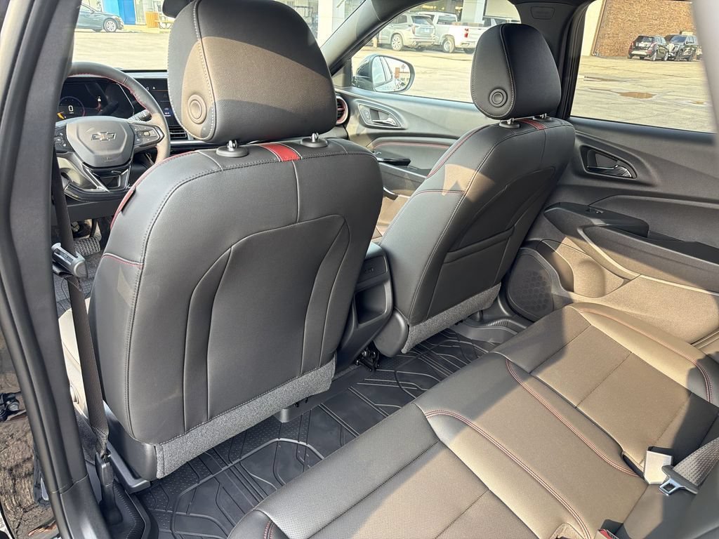 New 2026 Mosaic Black Metallic Chevrolet 2RS image 10