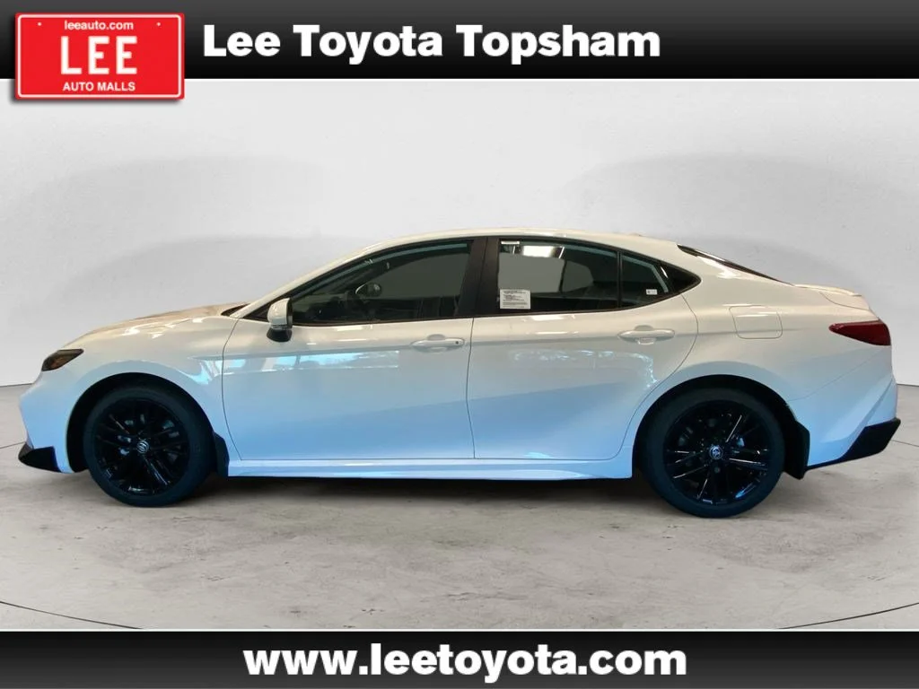New 2026 Ice Toyota SE image 2