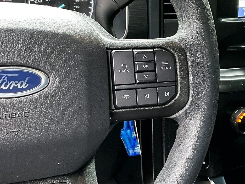 Used 2022 White Ford XL image 21